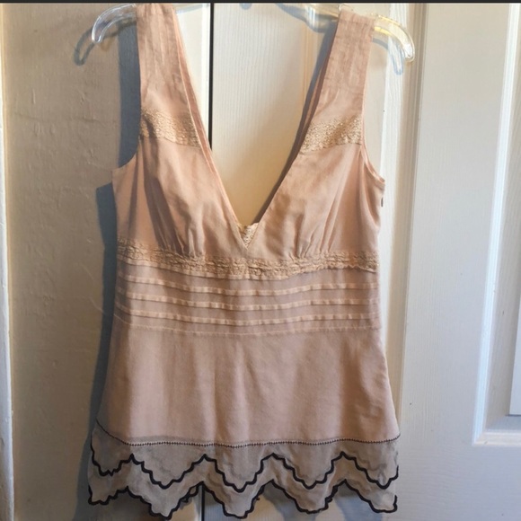 Tibi - Picture 1 of 4